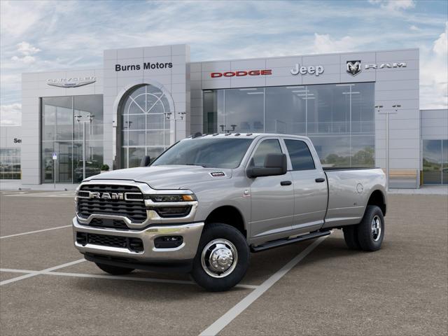 2026 RAM Ram 3500 RAM 3500 TRADESMAN CREW CAB 4X4 8 BOX