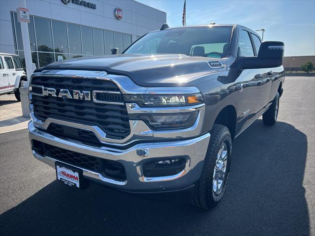 2026 RAM 3500 RAM 3500 BIG HORN CREW CAB 4X4 8 BOX