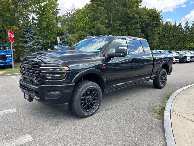2026 RAM 3500 RAM 3500 LIMITED MEGA CAB 4X4 64 BOX