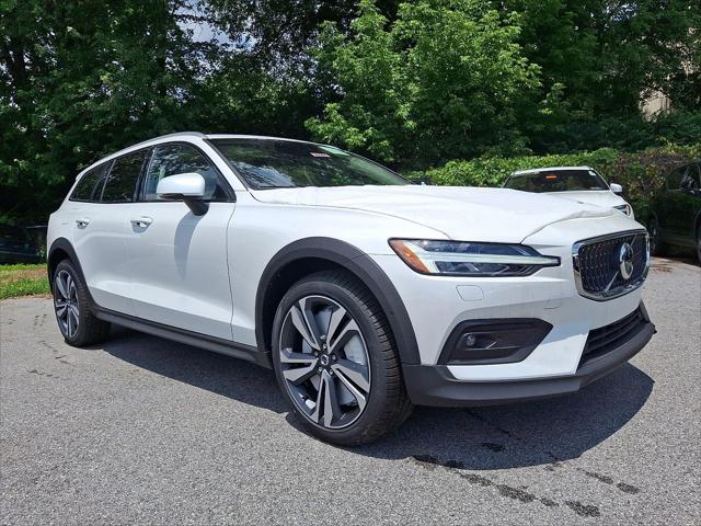 2026 Volvo V60 Cross Country Plus, B5 AWD Gas (mild hybrid) for sale in West Chester, PA