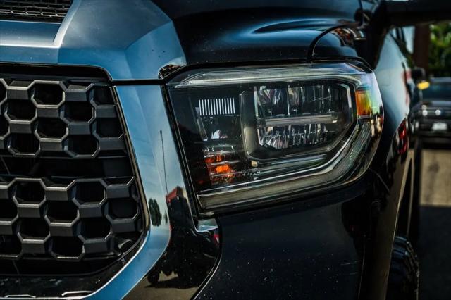 2018 Toyota Tundra SR5 5.7L V8
