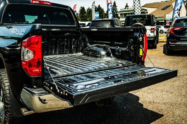 2018 Toyota Tundra SR5 5.7L V8