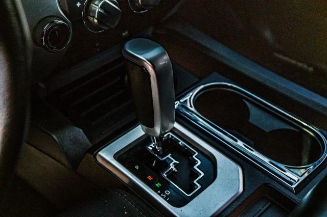 2018 Toyota Tundra SR5 5.7L V8