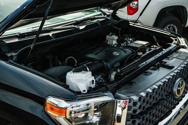 2018 Toyota Tundra SR5 5.7L V8