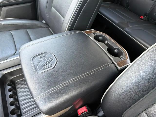 2022 Ram 1500 Laramie Crew Cab 4x4 57 Box
