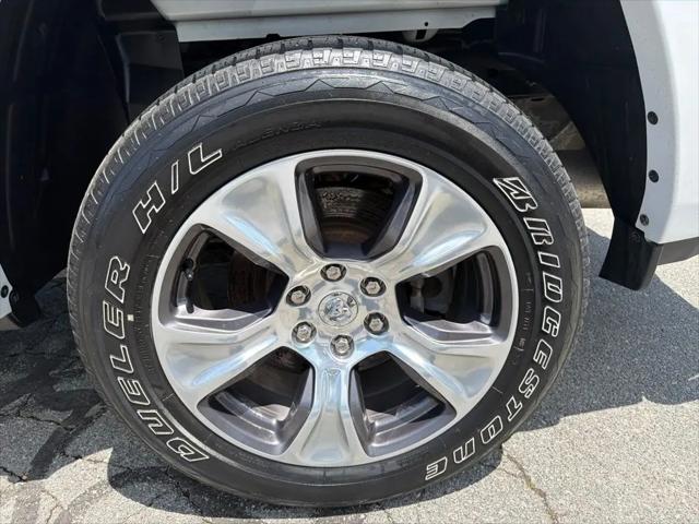 2022 Ram 1500 Laramie Crew Cab 4x4 57 Box