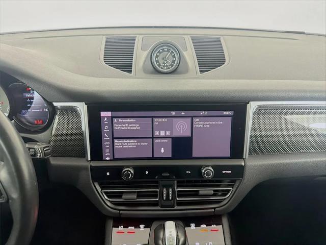 2023 Porsche Macan Macan