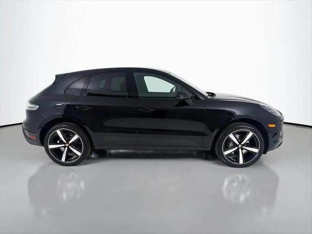 2023 Porsche Macan Macan