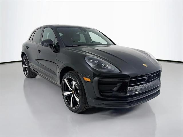 2023 Porsche Macan Macan