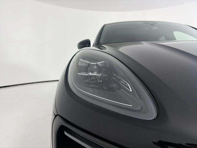 2023 Porsche Macan Macan