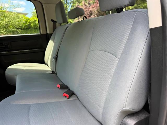 2017 Ram 2500 Tradesman Crew Cab 4x4 6'4" Box