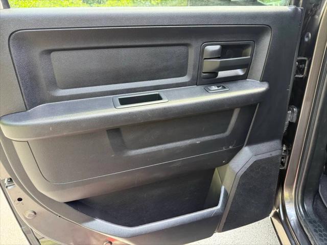 2017 Ram 2500 Tradesman Crew Cab 4x4 6'4" Box