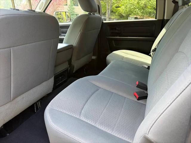 2017 Ram 2500 Tradesman Crew Cab 4x4 6'4" Box