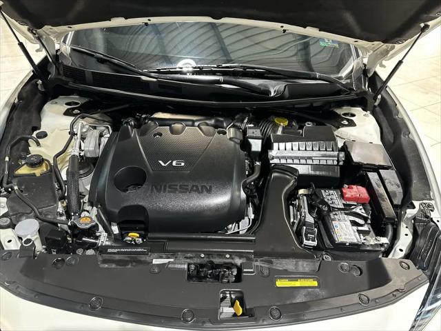 2023 Nissan Maxima SR Xtronic CVT