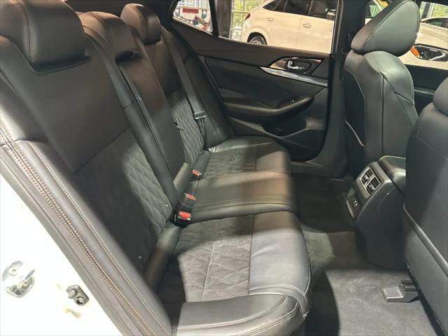 2023 Nissan Maxima SR Xtronic CVT