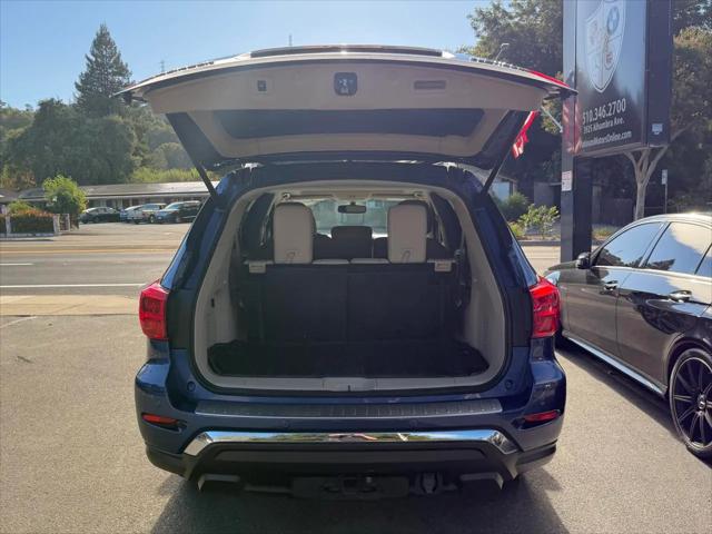 2018 Nissan Pathfinder Platinum