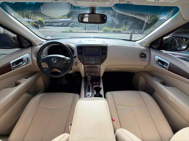 2018 Nissan Pathfinder Platinum