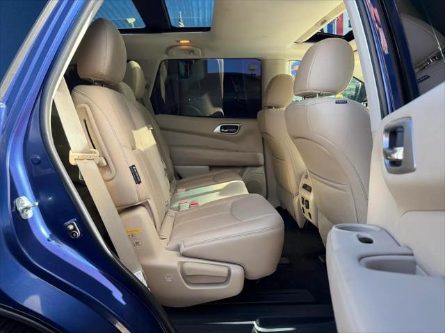 2018 Nissan Pathfinder Platinum