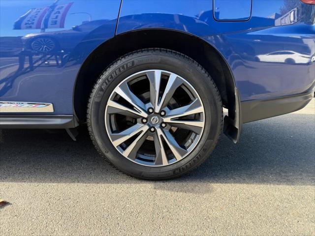 2018 Nissan Pathfinder Platinum