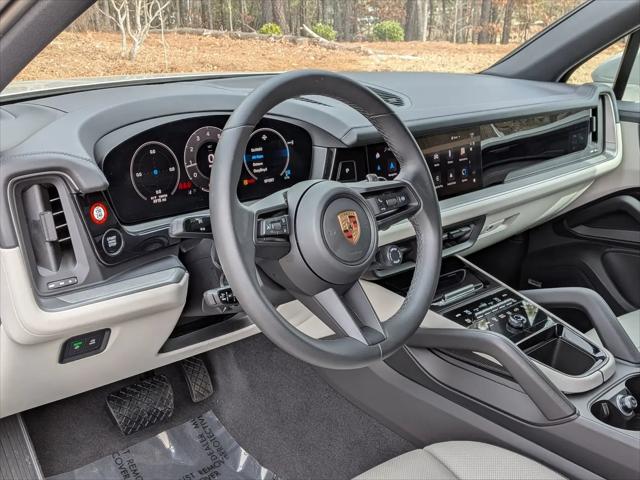2025 Porsche Cayenne Cayenne