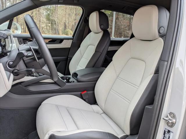 2025 Porsche Cayenne Cayenne