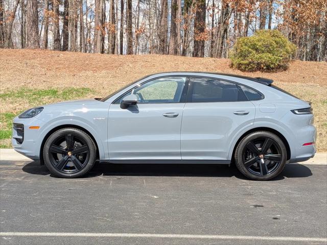2025 Porsche Cayenne E-Hybrid S