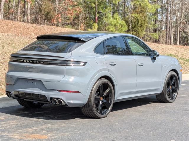 2025 Porsche Cayenne E-Hybrid S