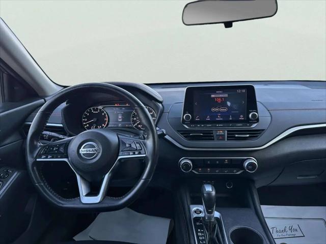 2022 Nissan Altima SR FWD
