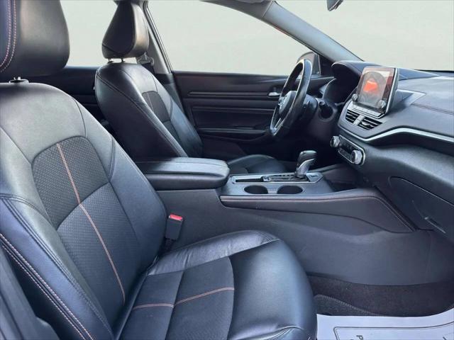 2022 Nissan Altima SR FWD