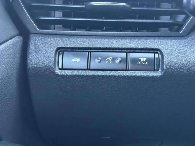2022 Nissan Altima SR FWD