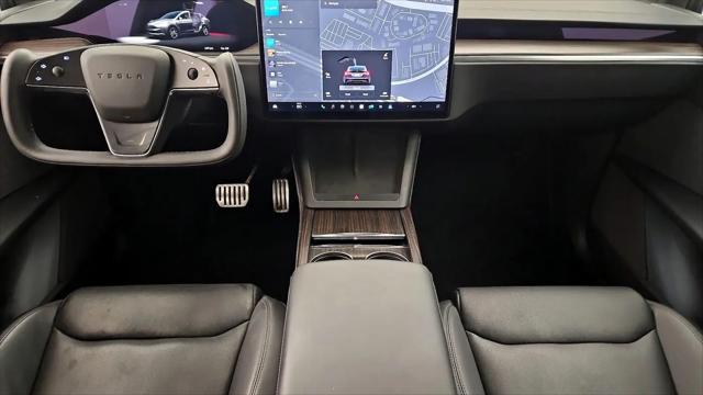 2023 Tesla Model X Standard Range