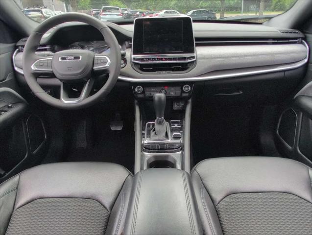 2025 Jeep Compass Latitude 4x4