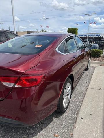2017 Chrysler 200 Touring