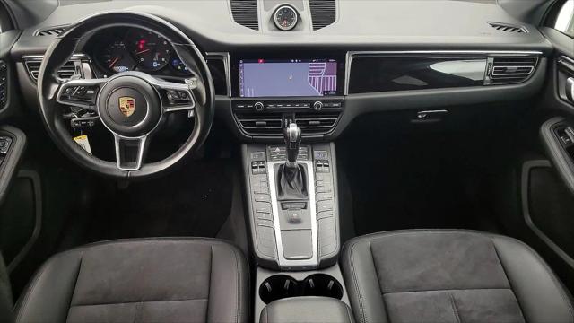 2020 Porsche Macan Macan