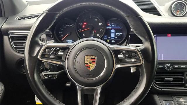 2020 Porsche Macan Macan