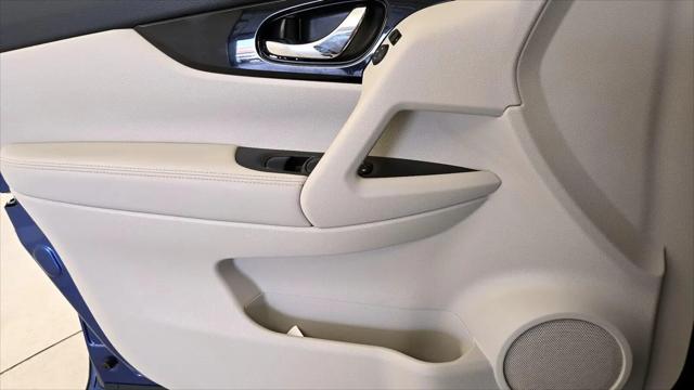 2022 Nissan Rogue Sport SL AWD Xtronic CVT