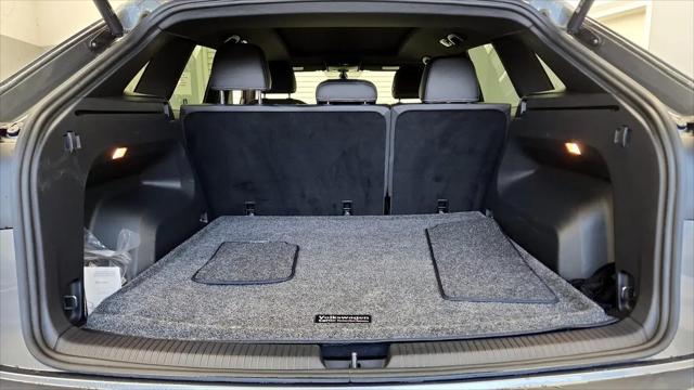 2023 Volkswagen Atlas Cross Sport 2.0T SE w/Technology
