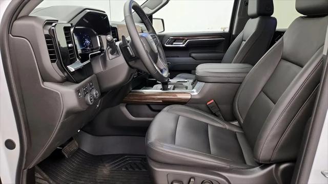 2024 Chevrolet Silverado 1500 4WD Crew Cab Standard Bed LT Trail Boss