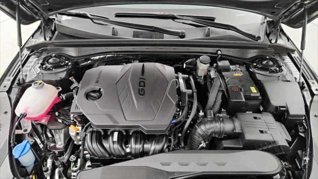 2025 Kia K5 LXS