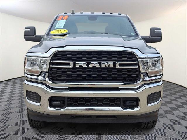 2024 RAM 2500 Big Horn Crew Cab 4x4 64 Box 2024 RAM 2500 Big Horn Crew Cab 4x4 64 Box