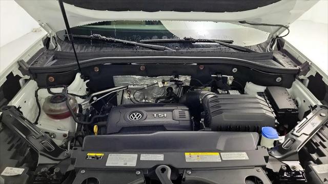 2022 Volkswagen Atlas Cross Sport 2.0T SE w/Technology