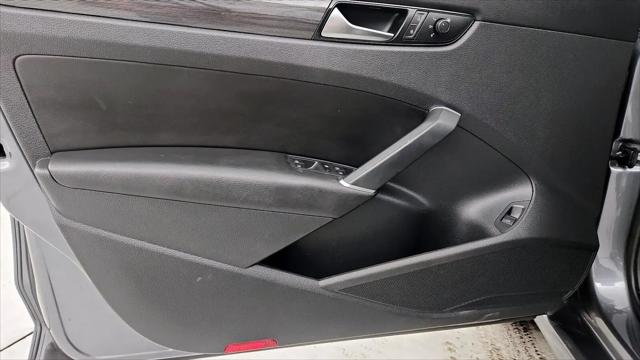 2021 Volkswagen Passat 2.0T R-Line