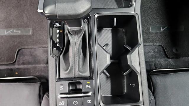 2025 Kia K5 LXS