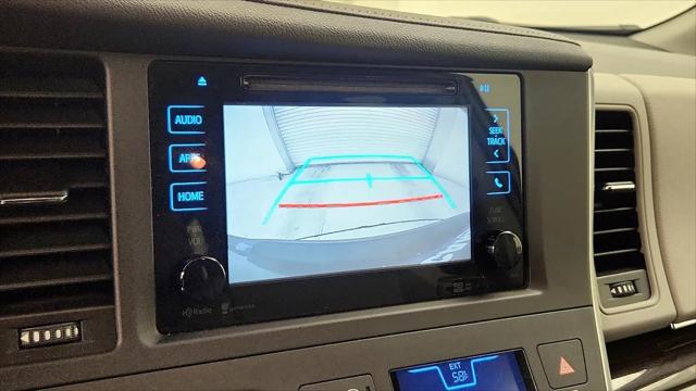 2015 Toyota Sienna XLE 8 Passenger