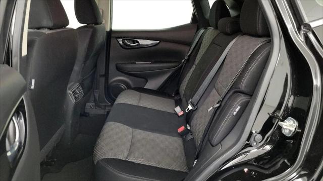 2020 Nissan Rogue Sport SV FWD Xtronic CVT