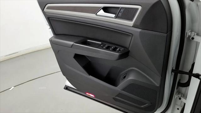 2019 Volkswagen Atlas 3.6L V6 SE w/Technology R-Line