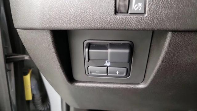2023 Chevrolet Colorado 4WD Crew Cab Short Box WT