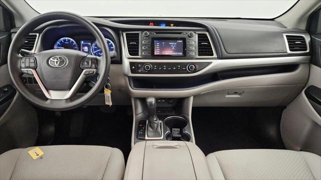 2019 Toyota Highlander LE