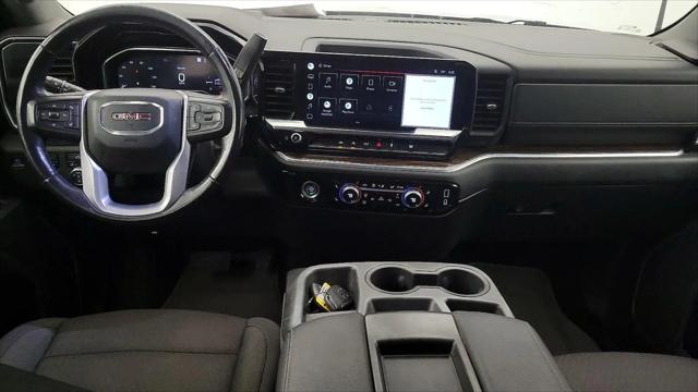 2022 GMC Sierra 1500 4WD Crew Cab Short Box Elevation