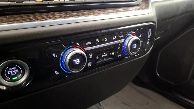 2022 GMC Sierra 1500 4WD Crew Cab Short Box Elevation